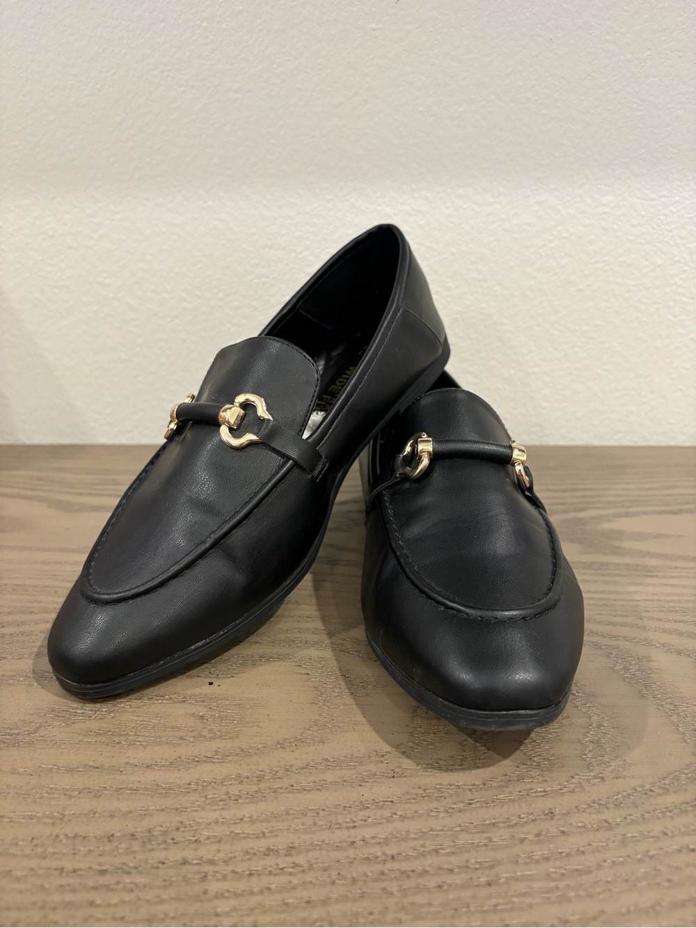 Primark wide fit dressy loafers. Women’s size 7W.
